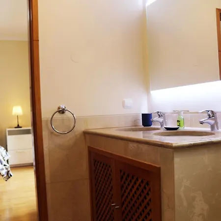 2 Bedrooms Appartement With City View Shared Pool And Terrace At Vilamoura 9 Km Away From The Beach Appartamento *