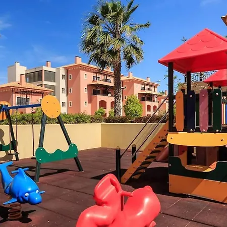 Appartement 2 Bedrooms Appartement With City View Shared Pool And Terrace At Vilamoura 9 Km Away From The Beach *